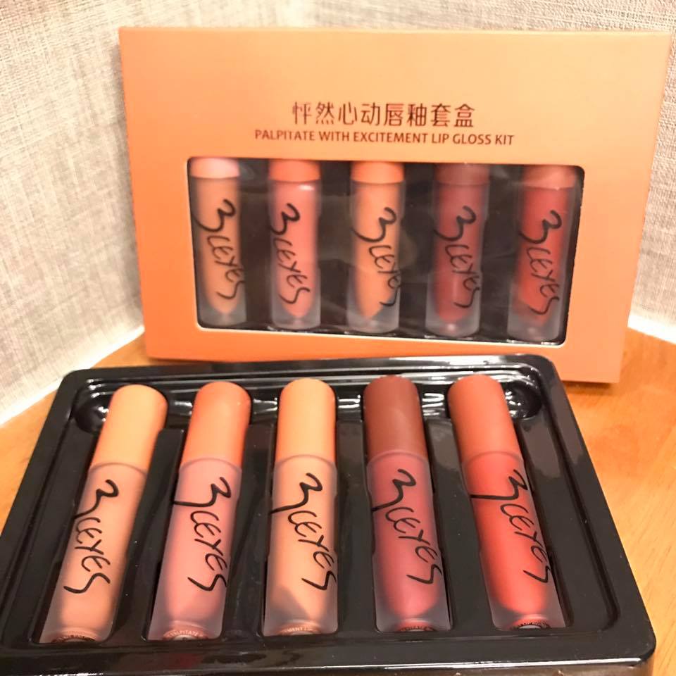  ลิป 3ce matte lip gloss kit เนื้อกลอสเเมทสีสวยมากๆ ปลีก 450฿ ส่ง250฿ #เครื่องสำอางราคาถูก #เครื่องสำอางแบรนด์เนม #ขายส่ง #beautyact #ขายส่งราคาถูก #เครื่องสำอาง #เครื่องสำอางค์ #อายไลเนอร์ในรูปแบบปากกา #ลิปสติก #ลิปเเมท #ลิป3ce #3ce #stylenda #mattelipgloss #ขายลิปสติก #lipstick #ขายส่งถูกที่สุด #เครื่องสำอางค์แบรนด์  รูปที่ 1