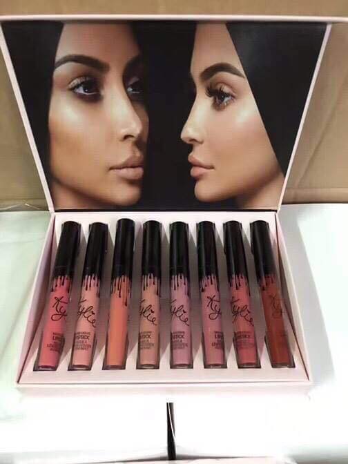 kylie ลิปเเมทจุ่มเซต 8สี ปลีก 450฿ ส่ง250฿ #เครื่องสำอางราคาถูก #เครื่องสำอางแบรนด์เนม #ขายส่ง #beautyact #ขายส่งราคาถูก #เครื่องสำอาง #เครื่องสำอางค์ #kylie #ไคลี่ #ไคลี่เซต #kylieset #ขายส่งถูกที่สุด #เครื่องสำอางค์แบรนด์  รูปที่ 1