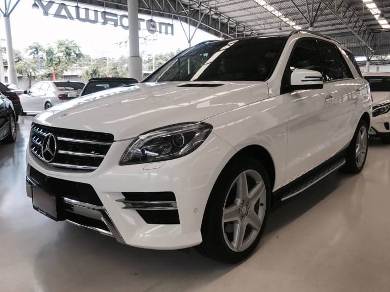 รหัสMW173 BENZ ML250 BLUETEC 4MATIC รถปี 14 จด 16 วิ่ง 49,xxx km. WARRANTY หมด 12/17  ราคา 3,700,000 บาท สนใจติดต่อ  081-9859973 พล ld line : kam01092512 รูปที่ 1