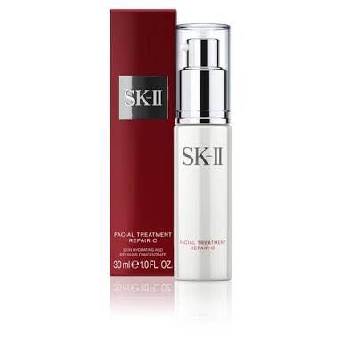 SK-II FACIAL TREATMENT REPAIR C 30ML. งานมิลเลอร์เหมือนเเท้ เป็นเซรั่มเข้มข้นที่มีส่วนผสมของมอยเจอร์ไรเซอร์และ พิเทร่าถึง 4 เท่า สูตรเฉพาะของ SK-II เค้าเลย มีส่วนช่วยให้ใบหน้าดูอ่อนเยาว์ ช่วยลดเลือนริ้วรอยฟื้นฟูผิวที่แห้งกร้านให้กลับมามีชีวิตชีวา นุ่มชุ่มชื่น ซึมลึกเข้าสู่ผิวอย่างง่ายดายและที่สำคัญปราศจากสี.  SK-II เนื้อเจลซึมง่าย หน้านุ่ม รูขุมขนกระชับ หน้ามันน้อยลง ดูสว่างกระจ่างใส ปลีก 320฿ ส่ง160฿  #เครื่องสำอางราคาถูก #เครื่องสำอางแบรนด์เนม #ขายส่ง #skii #เอสเคทู #skiithailand #essence #pitera #เอสเซ้นท์ #พิทเทร่า  รูปที่ 1