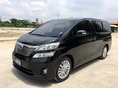 รหัสBT251 หาVIPนั่งสบายๆราคาสบายกระเป๋าทางนี้เลยครับ TOYOTA VELLFIRE 2.4G ปี2011 full option TV-DVD หน้าหลัง กล้องถอยหลัง ประตูไฟฟ้าR-L  เบาะไฟฟ้าคู่หน้า  หลังคา SunRoop ใช้งานมา 15xxxx km (เขี่ย 77xxx km ) เช็คไม่เจอ  คู่มือ-กุแจ ยังรู้ว่ามีไหม  รถสวยเดิมๆบางๆๆ    ราคา 1,699,000 บาท สนใจติดต่อและทดลองขับ 081-9859973 พล Id line : kam01092512