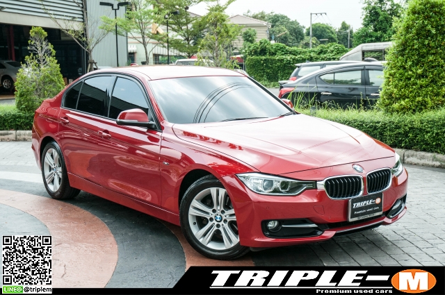 รหัสTM497 BMW SERIES 3 F 30 (ปี12-15) 320d ปี 2013 รายละเอียด ข้อมูล ติดต่อ ⭐ NEW ARRIVAL ⭐ BMW 320D F30 SEDAN 2.0 / ดีเซล / AT / ปี 2013 / ไมล์ 38,xxx กม.  ราคา 1,459,000.- สวยและถูกที่สุดในตลาด ยิ่งดาวน์เยอะ ค่างวดยิ่งน้อยลง ประหยัดดอกเบี้ย เครื่องยนต์ 1,500 CC. ไมล์ 38,xxx กม. รถศูนย์ bmw thailand เป็นรุ่น 320d sport navi การันตีตัวถังไม่มีชน 100% สนใจติดต่อและทดลองขับ 081-9859973 พล ld line : kam01092512 รูปที่ 1