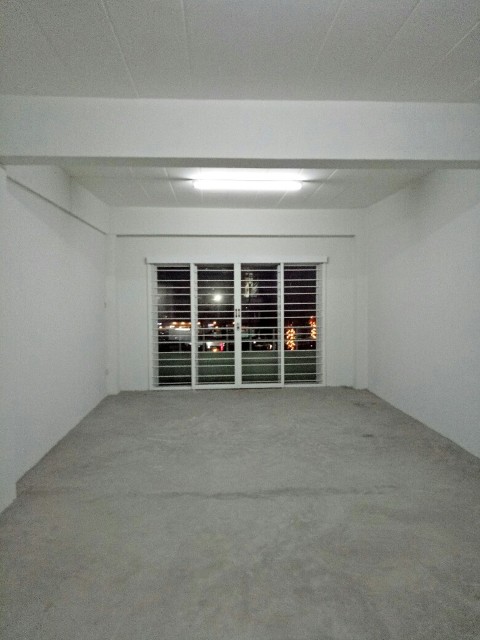 ขาย/เช่า อาคารพาณิชย์ 4 ชั้น ซอยนนทบุรี 35 ถนนสนามบินน้ำ # BD00084  รูปที่ 1