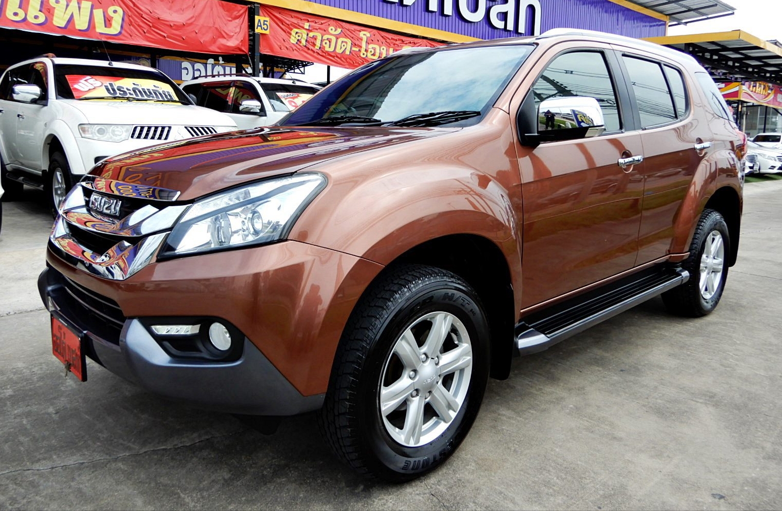 ISUZU MU-X 3.0 AT ปี 2013   รูปที่ 1
