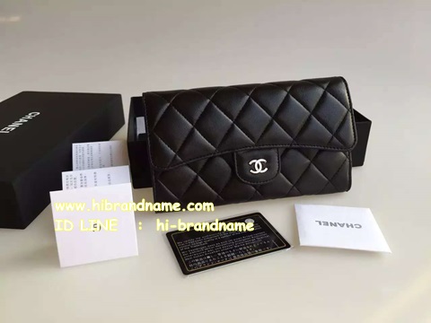 Chanel wallet สีดำ หนังแกะ หนังฟูแน่น แบบ 3 พับ (เกรด Hi-end) อะไหล่เงิน สวยมากค่ะรุ่นขายดี รูปที่ 1