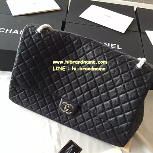 กระเป๋า Chanel Classic Flap XXL Calfskin Bag (งาน Hi-End) หนังแท้ รุ่นชมพู่ อารยา ใช้ รูปที่ 1