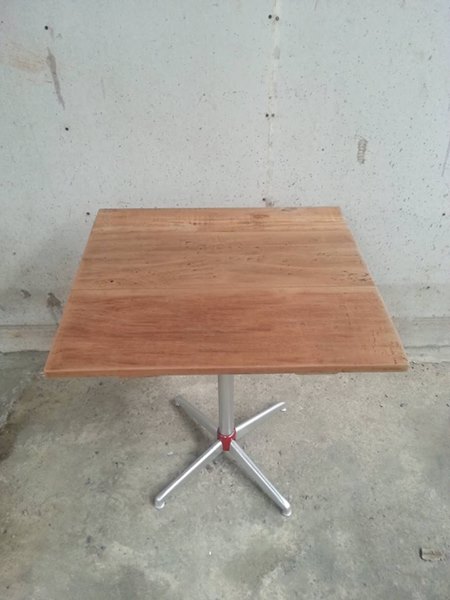 โต๊ะท็อปไม้ขาเหล็ก  รูปที่ 1