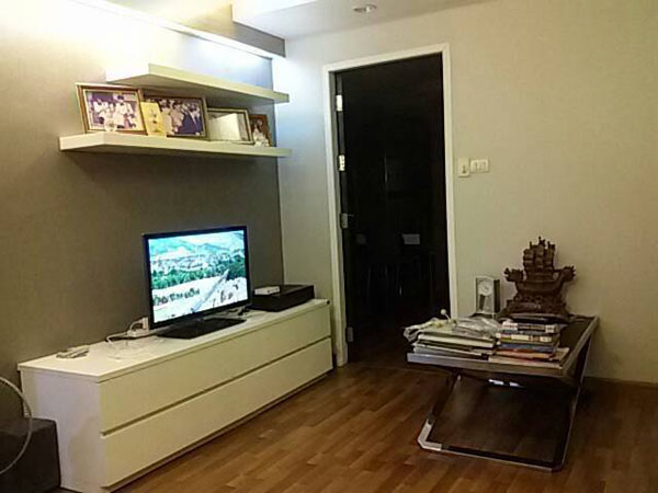 ขายด่วน คอนโด Waterford 50 แบบ 2 ห้องนอน ในราคาสุดคุ้ม พร้อมของแถมมากมาย ** For Sale ** HOT DEAL!!! -A Nice and Valued 2 Bed Unit รูปที่ 1