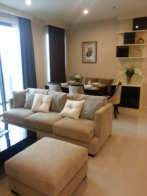 ให้เช่า คอนโด Villa Asoke แบบ 2 ห้องนอน 2 นาทีจาก MRT เพชรบุรี **For Rent** Available from February 2018--A Beautiful and Nicely Furnished at Villa Asoke รูปที่ 1