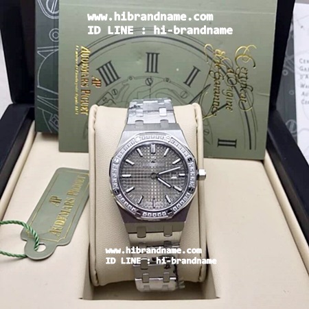 นาฬิกาข้อมือ AP Watch ขนาด Men Size 32 mm. (เกรด Hi-end) สแตนเลสแท้ หน้าปัดล้อมเพชร  รูปที่ 1