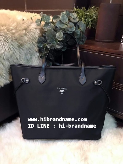 New Prada Nylon Shopping Bag (เกรด Hi-end) กระเป๋าแบบสะพายข้าง  รูปที่ 1