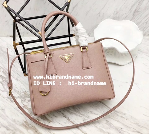 กระเป๋า Prada Saffiano 30 หนังแท้ทั้งใบ (เกรด Hi-end) สีชมพู คามิโอ อะไหล่ทอง  มีสายสะพาย รูปที่ 1