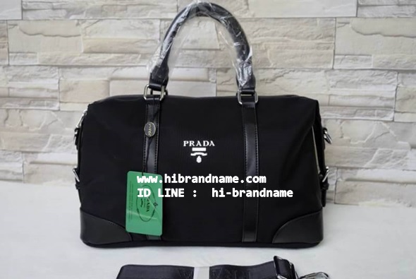 กระเป๋า PRADA Nylon Bag เป็นผ้าแคนวาสสลับกับหนังดำสุดหรู (เกรด Hi-end)   ขนาดกำลังดีจุของได้เยอะมาก  รูปที่ 1