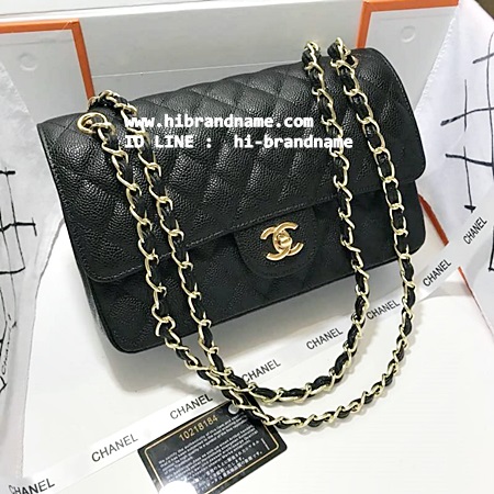 Chanel Classic Carvier in Black with Gold Hardware (เกรด Hi-end) 10นิ้ว หนังแท้ทั้งใบสวยค่ะ รูปที่ 1