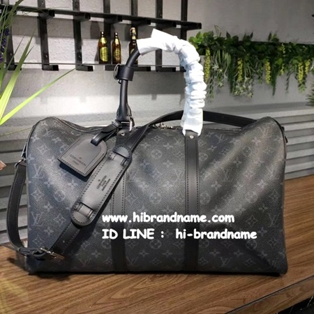 กระเป๋าเดินทาง Louis Vuitton Monogram Bandouliere Eclipse Keepall 45 (เกรด Hi-End) หนังนิ่ม หนังแท้ทั้งใบ รูปที่ 1