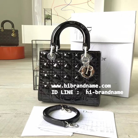 กระเป๋า Dior Lady ขนาด หนังแก้ว หนังแท้ทั้งใบ สีดำ (เกรด Hi-end) ขนาด 10 นิ้ว อะไหล่ทอง รุ่นยอดฮิต รูปที่ 1