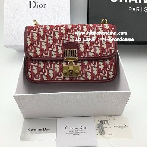 New Dior Flap Bag (เกรด Hi-end) หนังแท้ สีแดง รุ่นใหม่ชน Shop สวยมาก รูปที่ 1