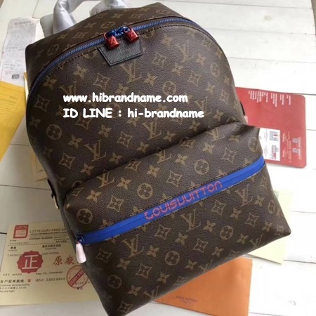 New Louis Vuitton Monogram Canvas Backpack Bag (เกรด Top Hi-end) คาดแถบสี่น้ำเงิน รุ่นใหม่ชน Shop  รูปที่ 1