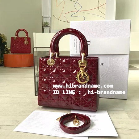 กระเป๋า Dior Lady ขนาด หนังแก้ว หนังแท้ทั้งใบ สีแดงเลือดนก (เกรด Hi-end) ขนาด 10 นิ้ว อะไหล่ทอง  -- ก รูปที่ 1