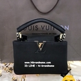 กระเป๋า Louis Vuitton Capucines สีดำ ขนาด 10 นิ้ว  (เกรด Hi-End) หนังแท้ทั้งใบ อะไหล่ทอง  หนังสวยมากค่ะ