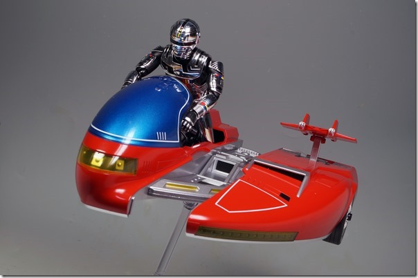 โมเดลฟิกเกอร์ตำรวจอวกาศเกียบันพร้อมมอเตอร์ไซค์คู่กาย S.H.Figuarts Gavan & Saibarian ของแท้Bandai รูปที่ 3