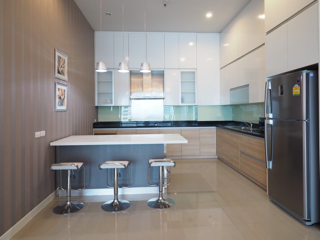 Condominium For Rent ให้เช่า Circle Petchaburi-tudmai Fully-Furnished ห้องสวย AO1007 รูปที่ 1