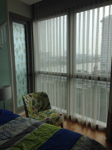 Ready to rent out The River 56 square meters Saphan Taksin View Tower A  รูปที่ 1