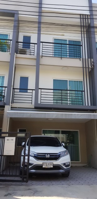 TH00765 ขาย บ้านกลางเมือง สุขุมวิท 77 (อ่อนนุช 17) Baan Klang Muang Sukhumvit 77 ทาวน์โฮม 3 ชั้น ซอยอ่อนนุช 17 ถนนสุขุมวิท 77  รูปที่ 1