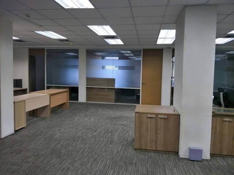 Office for rent in Ratchada Area 400 per sqm 300m from MRT Sutthisan ref-dha180829 รูปที่ 1