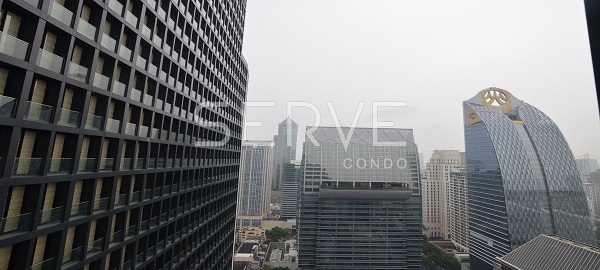 NOBLE PLOENCHIT brand new Condo for rent 2 Beds 65 sqm 75000 Bath per month รูปที่ 1