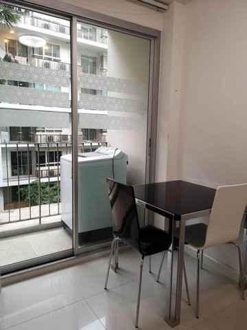 The Clover Thonglor for rent  40 sq.m. Swimming pool view รูปที่ 1