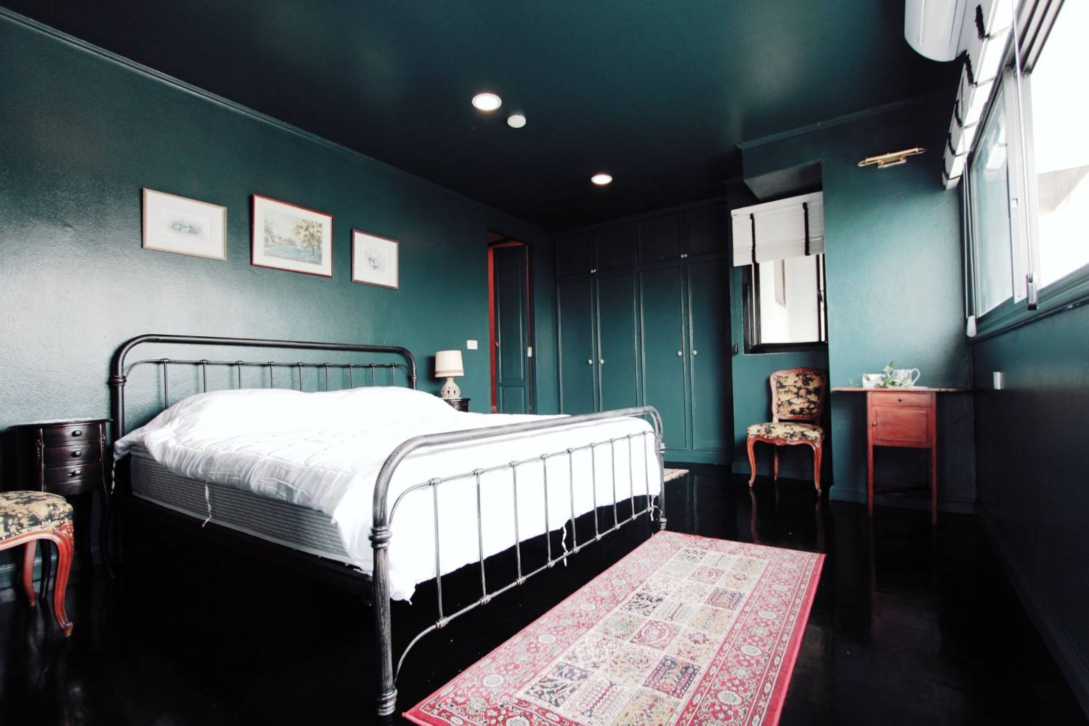 ขายด่วน คอนโดสวยเฉี่ยว ซิตี้ รีสอร์ท สุขุมวิท 49  แบบ 2 ห้องนอน เหมาะซื้อลงทุน ** For Sale ** Stylishly Decorated 2 Bedroom Unit at Citi Resort Sukhumvit 49 - Good for Investment รูปที่ 1