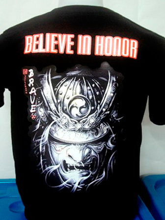 #รับสกรีนเสื้อด่วน เสื้อแก๊ง เสื้อทีม รับทำสติ๊กเกอร์ติดฉลากสินค้า รูปที่ 4