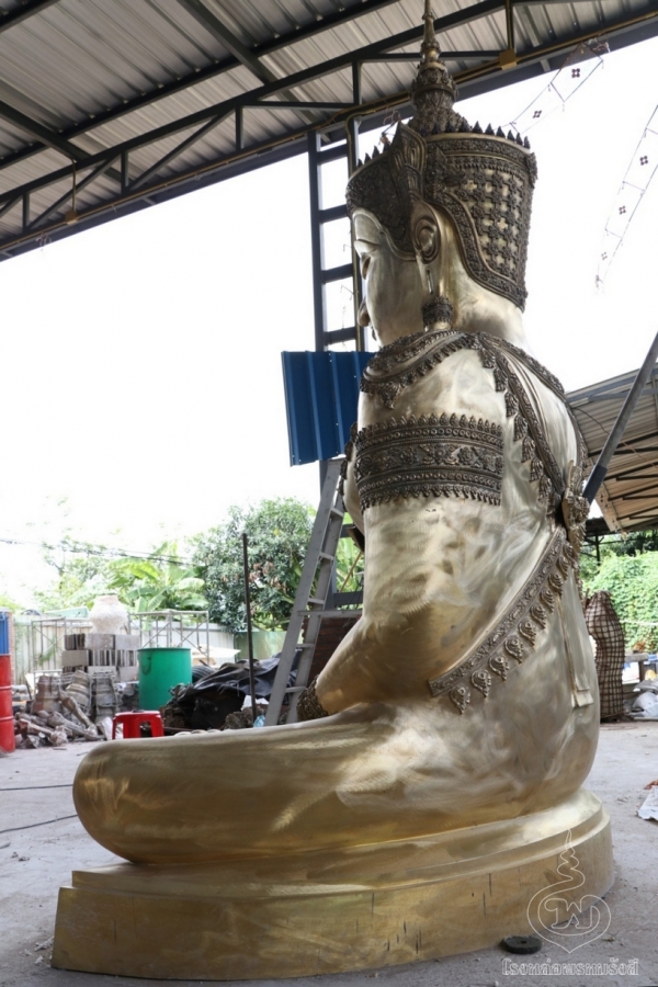 พระพุทธมหาจักรพรรดิ โดย โรงหล่อพรหมรังสี บริษัท พุทธ พรหมรังสี จำกัด รูปที่ 6