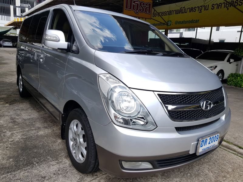 HYUNDAI H-1, 2.5 ปี 2010AT   รูปที่ 1