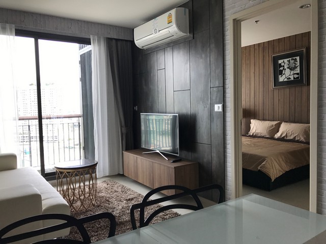 Condo For Rent Rhythm 42 BTS Eakamai 1 bed 45 Sqm.1 minute walk from the Ekkamai รูปที่ 1