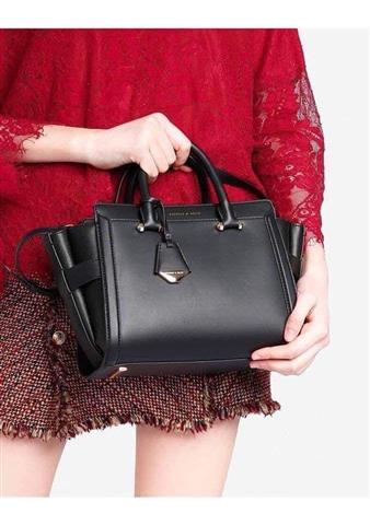 กระเป๋าแบรนด์จากOutlet ถูกกว่าshop 50-80 ของแท้ราคาส่ง ขายแต่  