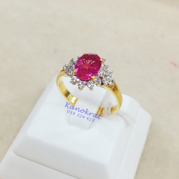 แหวนทับทิมล้อมเพชรสวิส ตัวเรือนทองแท้ 90% รูปที่ 8