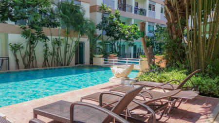 for rent Park Lane Jomtien Resort Pattaya 1bed very nice pool view รูปที่ 1
