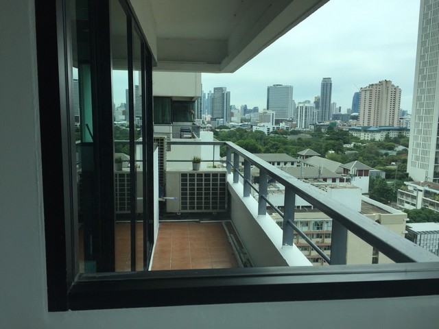 ให้เช่าคอนโด 35000 สาทร การ์เด้นส์ คอนโดมิเนียม 96 ตรม. Sathorn Garden for rent รูปที่ 1