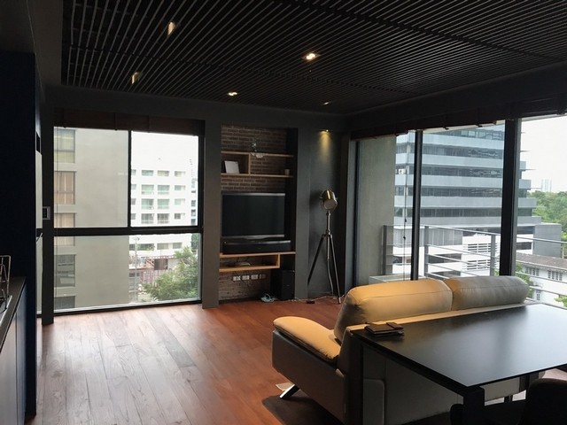 ให้เช่าคอนโด	Noble Ambience Sarasin	37000 บาท	1 นอน	66 ตรม	Pool View, Corner room	 รูปที่ 1