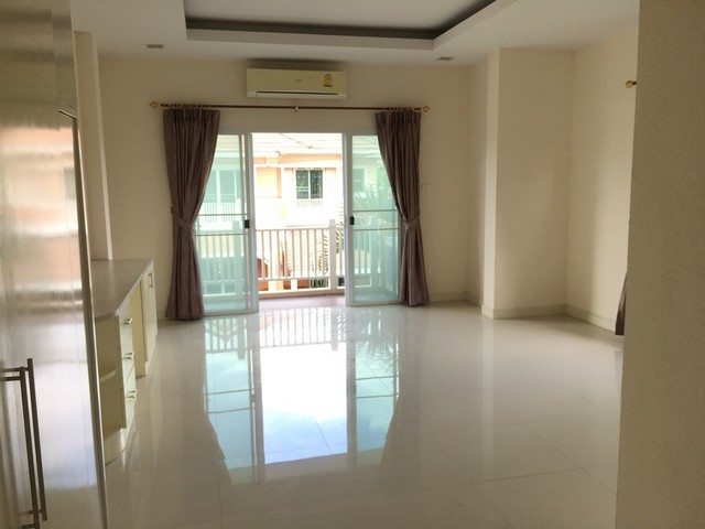 Sale Detached House, Grand Maneerin Sammuk-Bangsaen, Chonburi รูปที่ 1