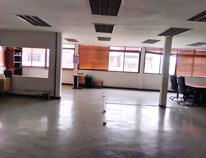 ให้เช่า Office ถ.พระราม 3, 480 ตรม.ชั้น 4-5 ตกแต่งแล้ว พร้อมอยู่ ที่จอดรถสะดวก ใกล้สะพานภูมิพล 1,2 รูปที่ 3