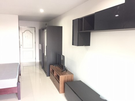 Very good Price !!! For Sale Regent Home 4 BTS  On Nut 1 bedroom-30 sqm-5th floor-South-Building B รูปที่ 1