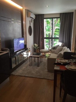 Sell down Altitude Define Samyan MRT Samyan 2 beds-1 bath-43.5 sqm-4th floor-Corner unit-Clear view รูปที่ 1