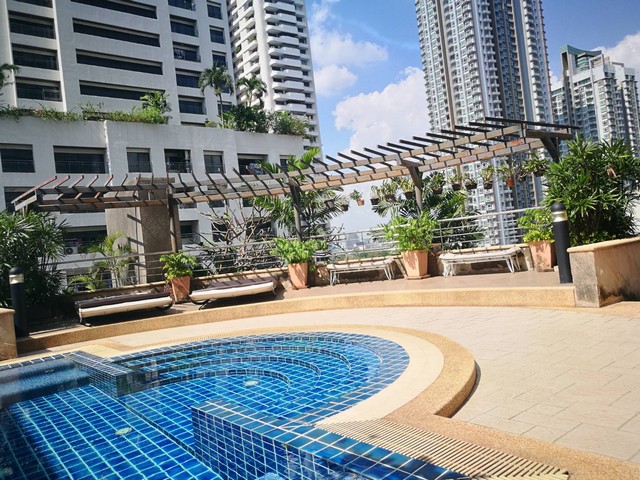 ขายคอนโด Sukhumvit City Resort (สุขุมวิท 11)68 ตร.ม.2 ห้องนอน 2 ห้องน้ำ รูปที่ 1