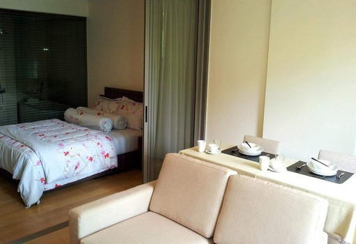 Available for rent  in 1st Jan,  SIAMESE 39  BTS Phromphong 1 bedroom-46 sqm.-2nd   floor รูปที่ 1