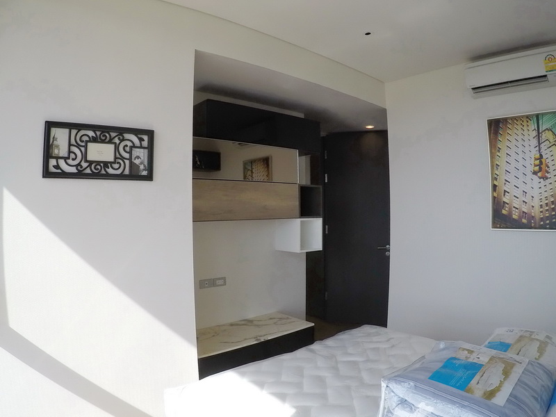 Condo for rent at The Lumpini 24 39 sq.m 1 Bedroom 1 Bathroom รูปที่ 1