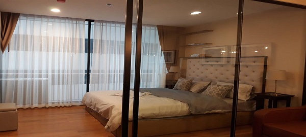 NOBLE REVO SILOM for rent close to Surasak BTS station 1 bed 33 sqm 23000 Bath per month รูปที่ 1