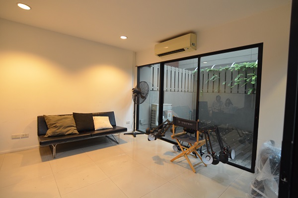 NOBLE CUBE PATTAKARN for rent house 2 3 Storey and 3 Bed 3 Bath and 186 sqm 35000 per month รูปที่ 1